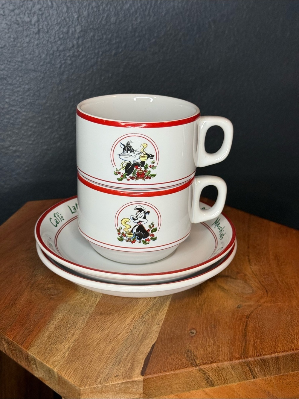 Vtg 1994 Warner Bros Studio Cappuccino Cup & Saucer Set–Sylvester & Pepe Le Pew